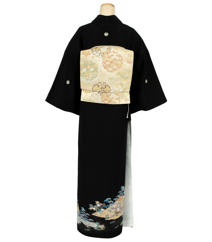 8345☆送料込み❣️ 黒留袖 着物 4枚 まとめ売り❣️ 正絹黒留袖レンタル】 90008 刺繍吉祥柄黒留袖袋帯セット